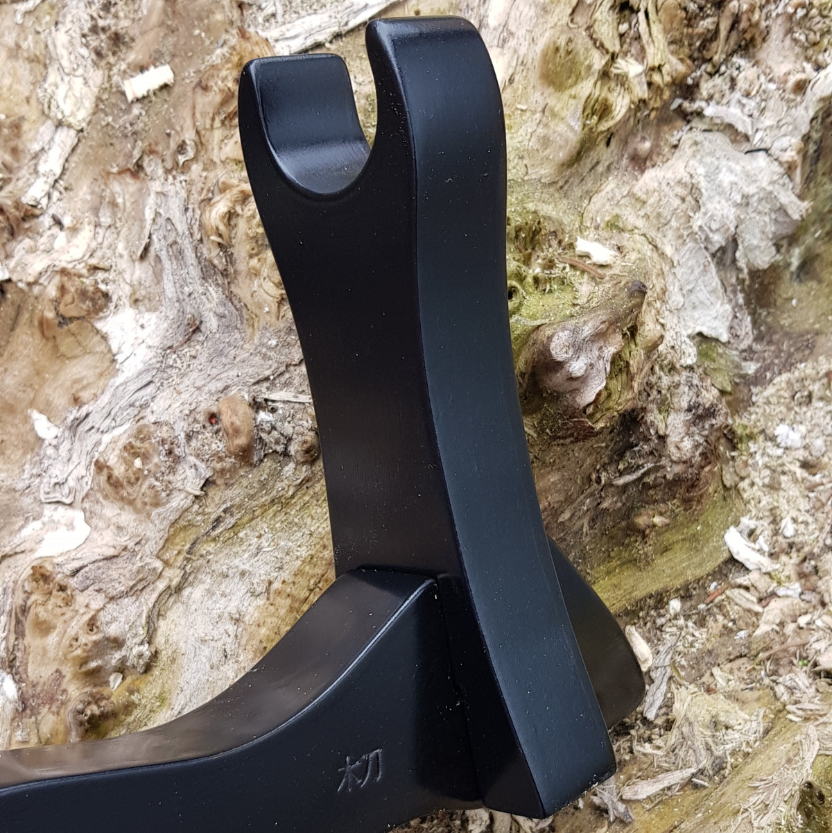 Sword Katana Bokken Stand Holder - Natural Wood Robinia - 1 layer