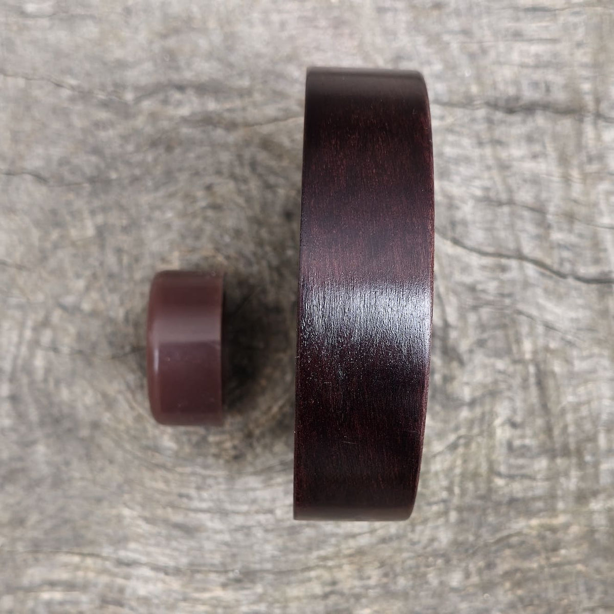 Wooden garda for practice sword and bokken, hands protector