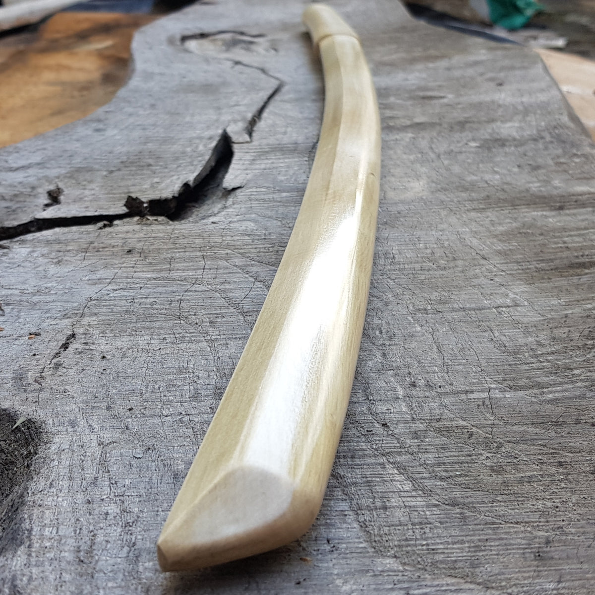 Japanese Bokken Daito 102 (40.1")- Aikido, Kendo - European Hornbeam