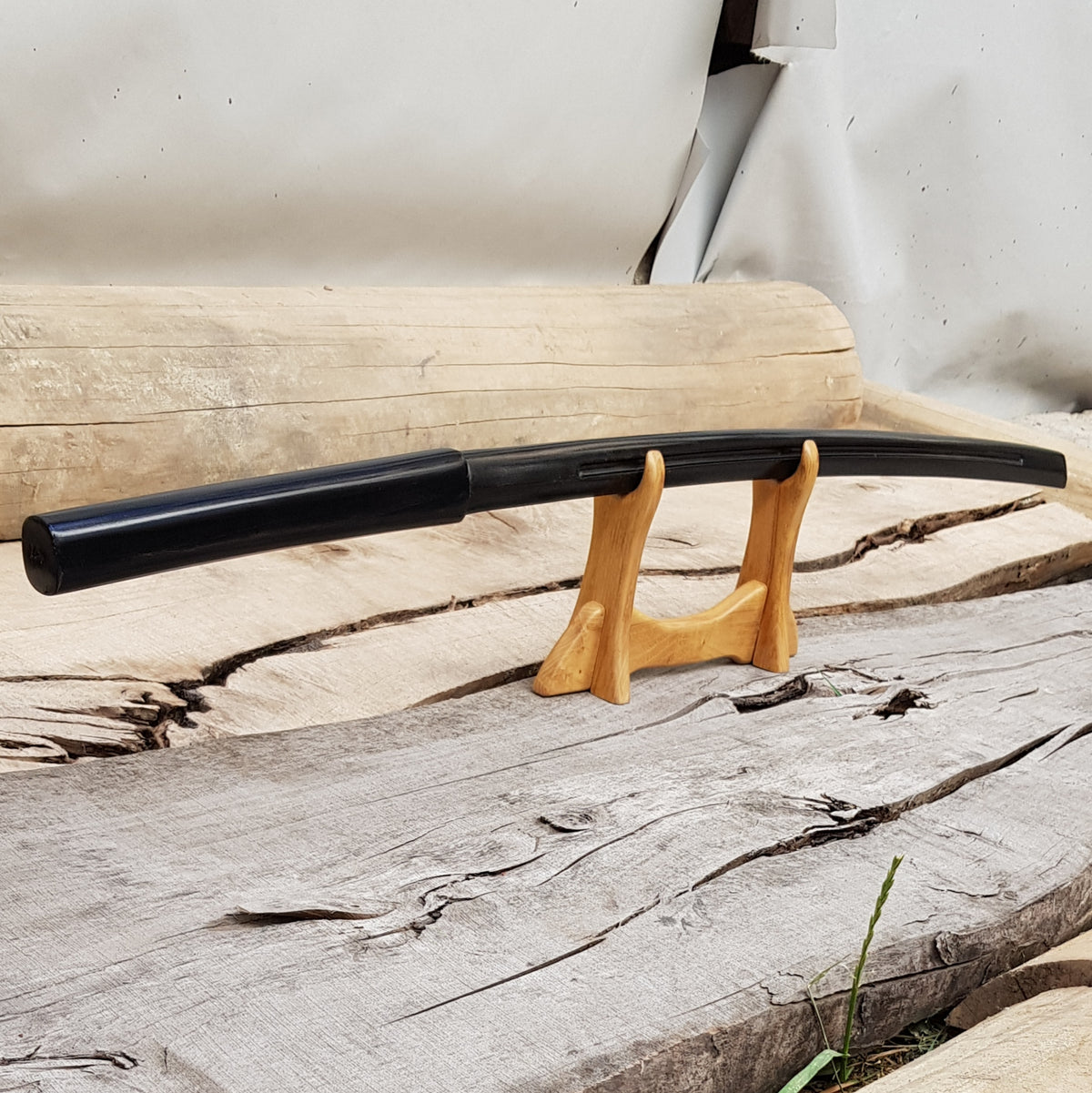 Japanese Bokken Daito 102 (40.1") with groove - Aikido, Kendo - Robinia Wood