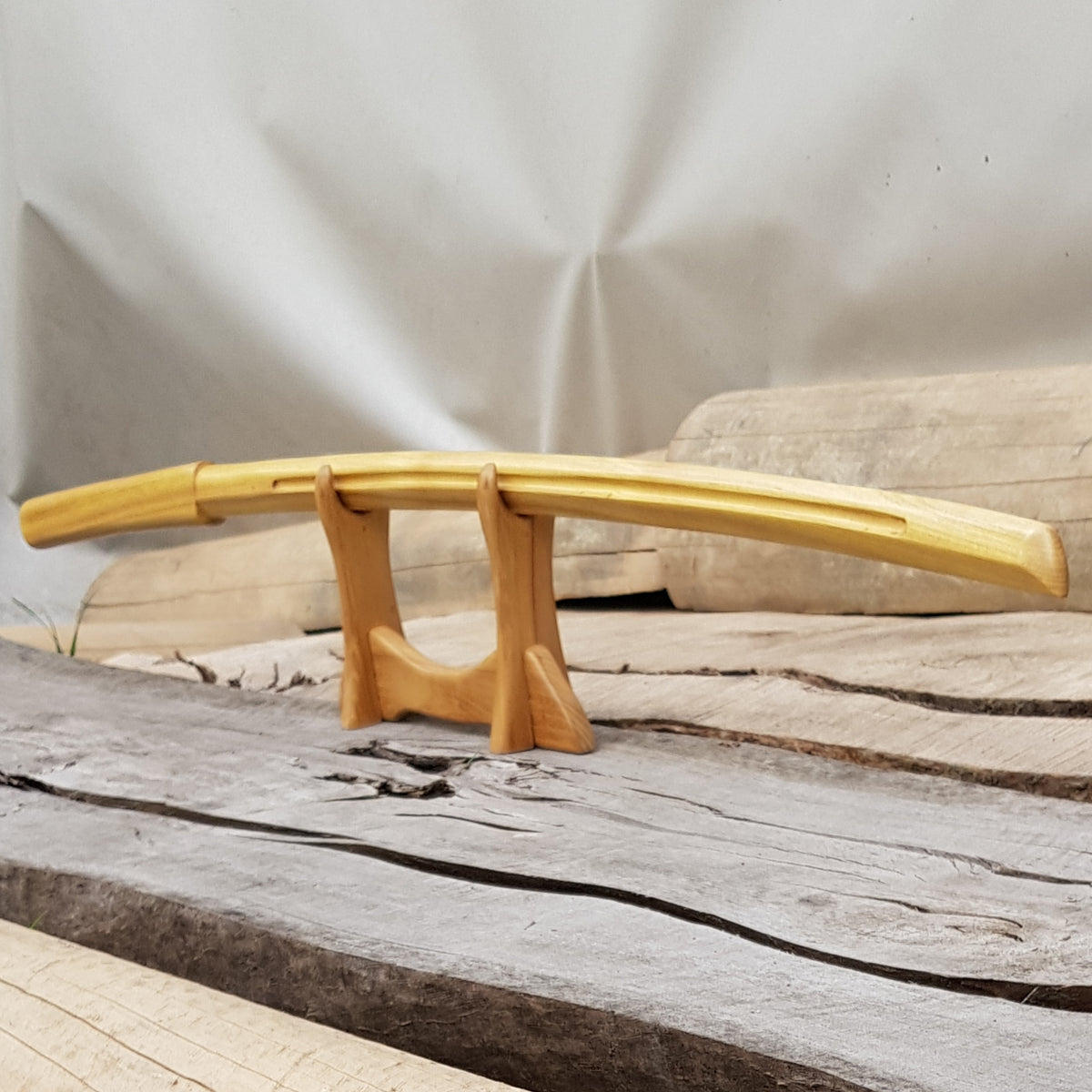 Japanese Bokken Daito 102 (40.1") with groove - Aikido, Kendo - Robinia Wood