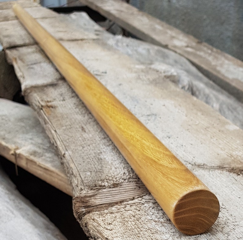 Weighted Bo Long Pole Length 182 cm (71.7") /Diameter 35 mm (1.38")- Robinia (White acacia)